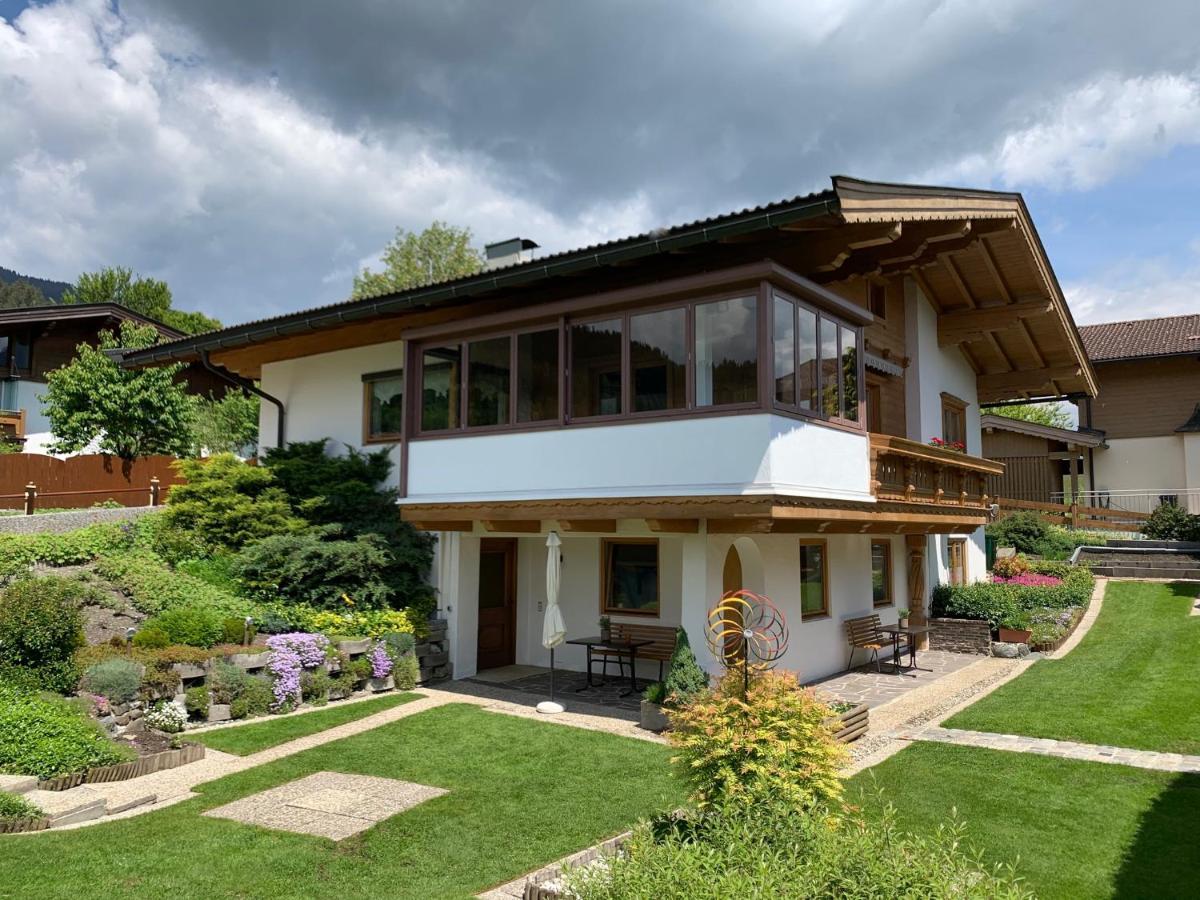 Ferienwohnung An Der Familienabfahrt Бриксен-им-Тале Екстериор снимка